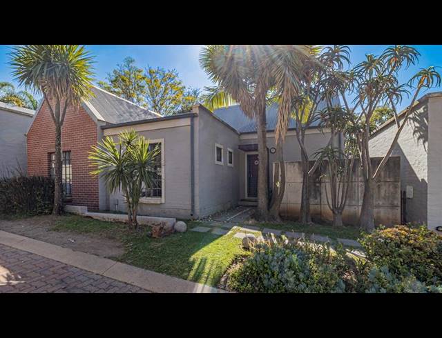 3 BEDROOM HOUSE FOR SALE IN NORTH RIDING